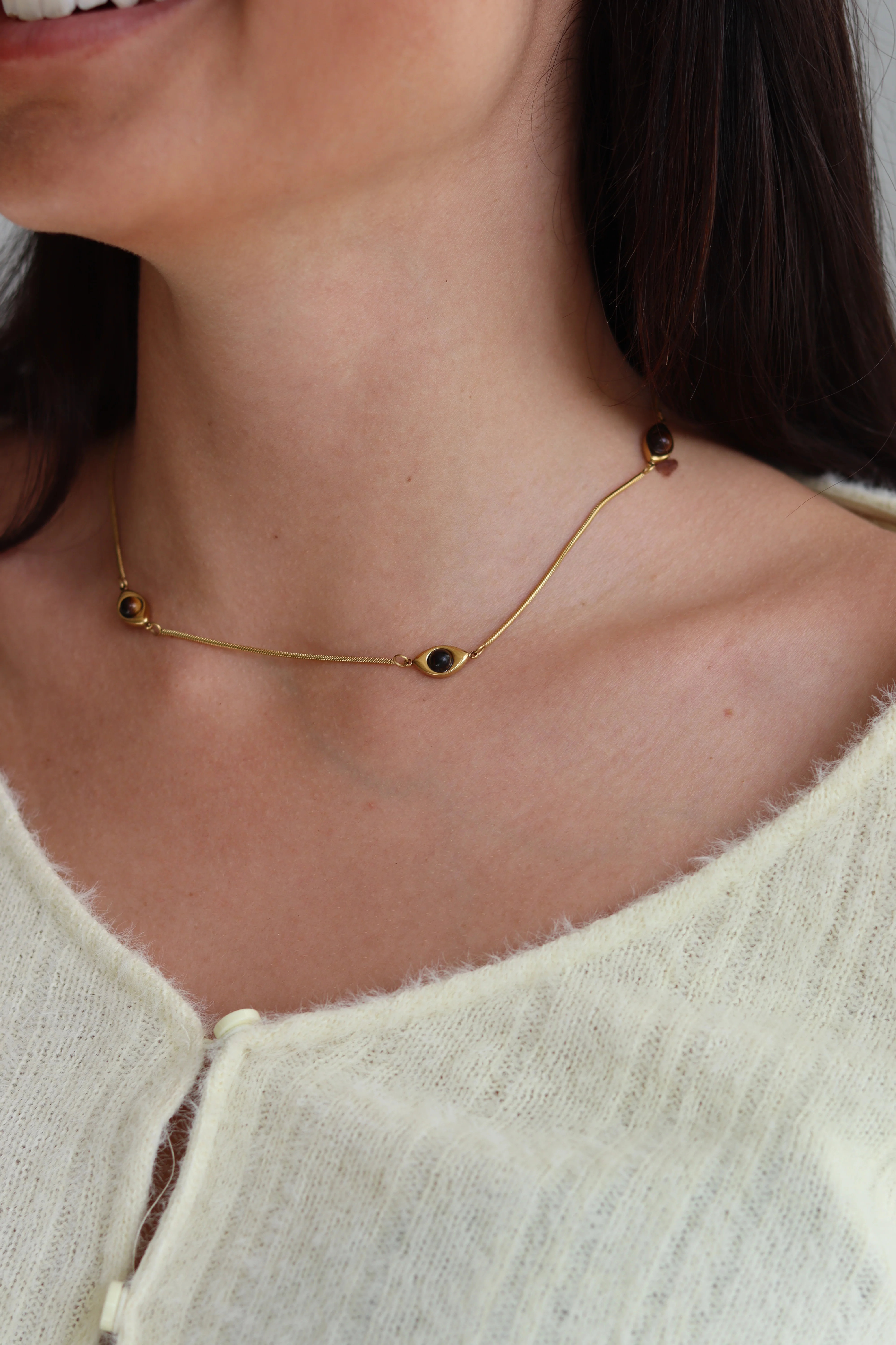 AMBER. - Image 2