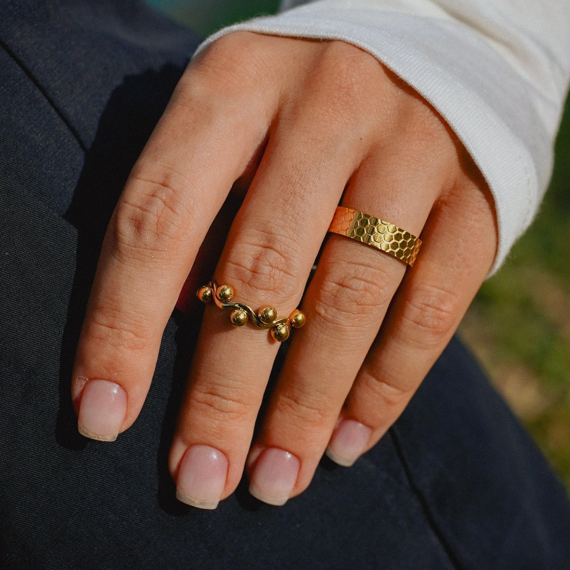 BEADED WAVE. - Image 2