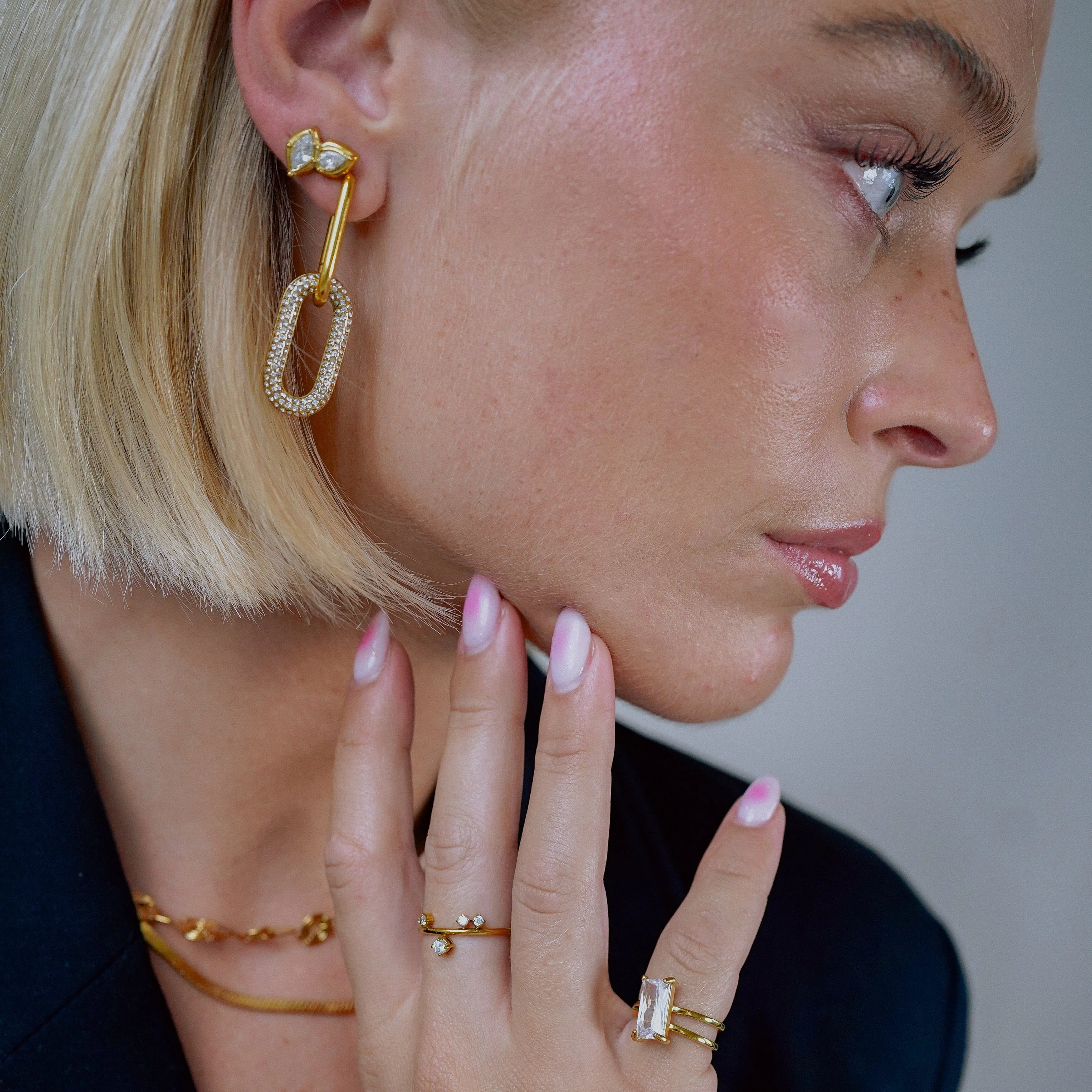 BLUSH. - Image 2