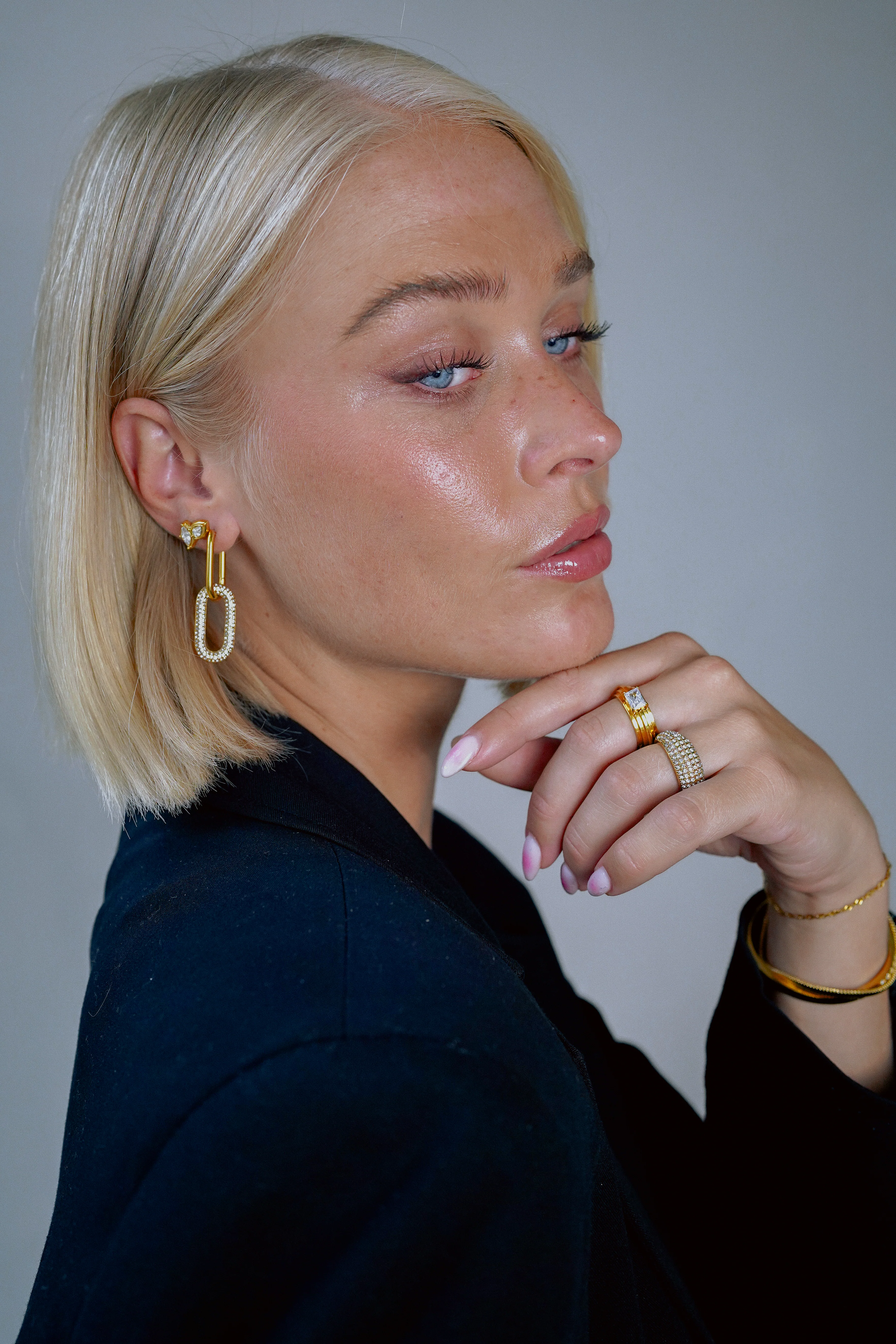 BLUSH. - Image 3