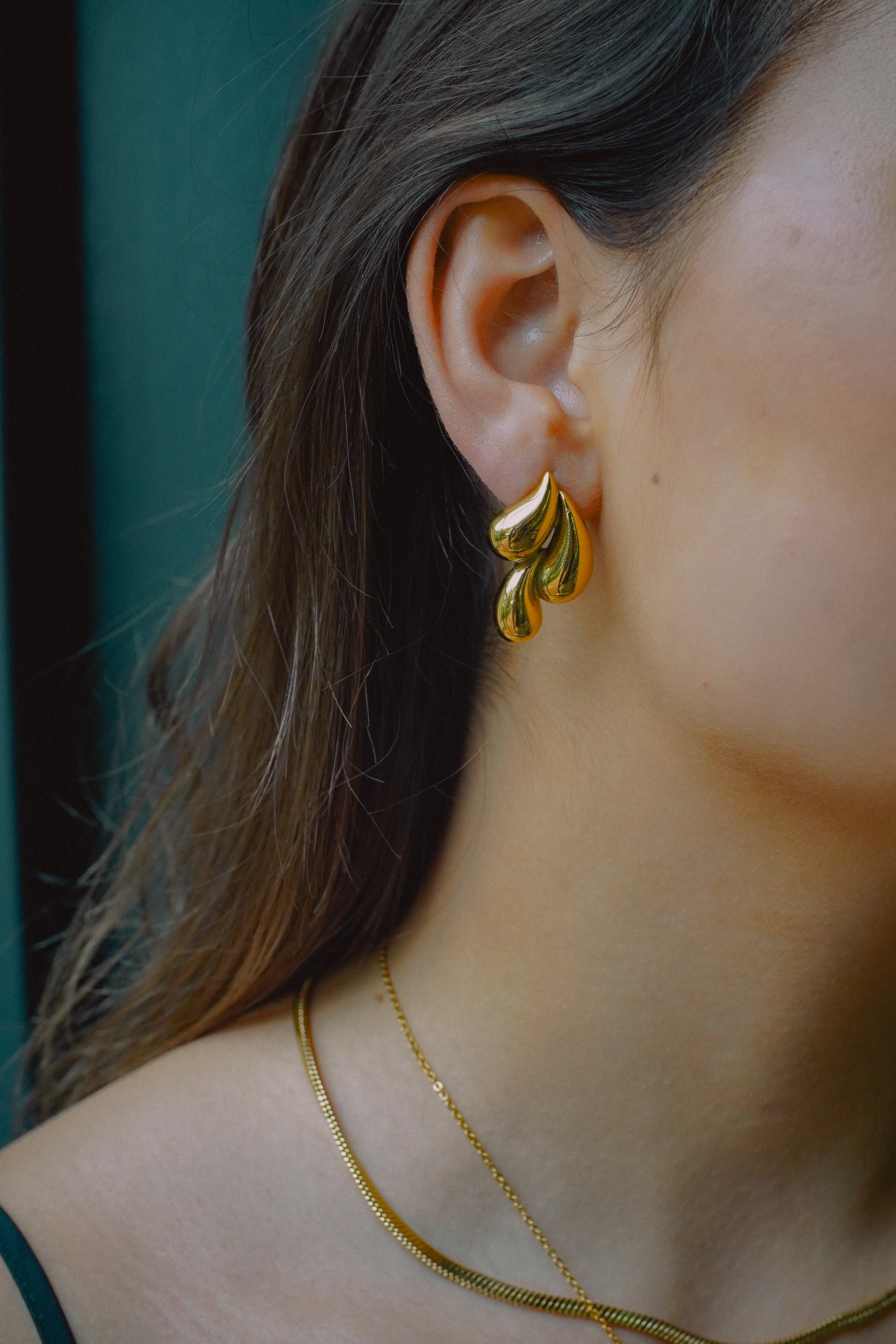 DROPS. - Image 2