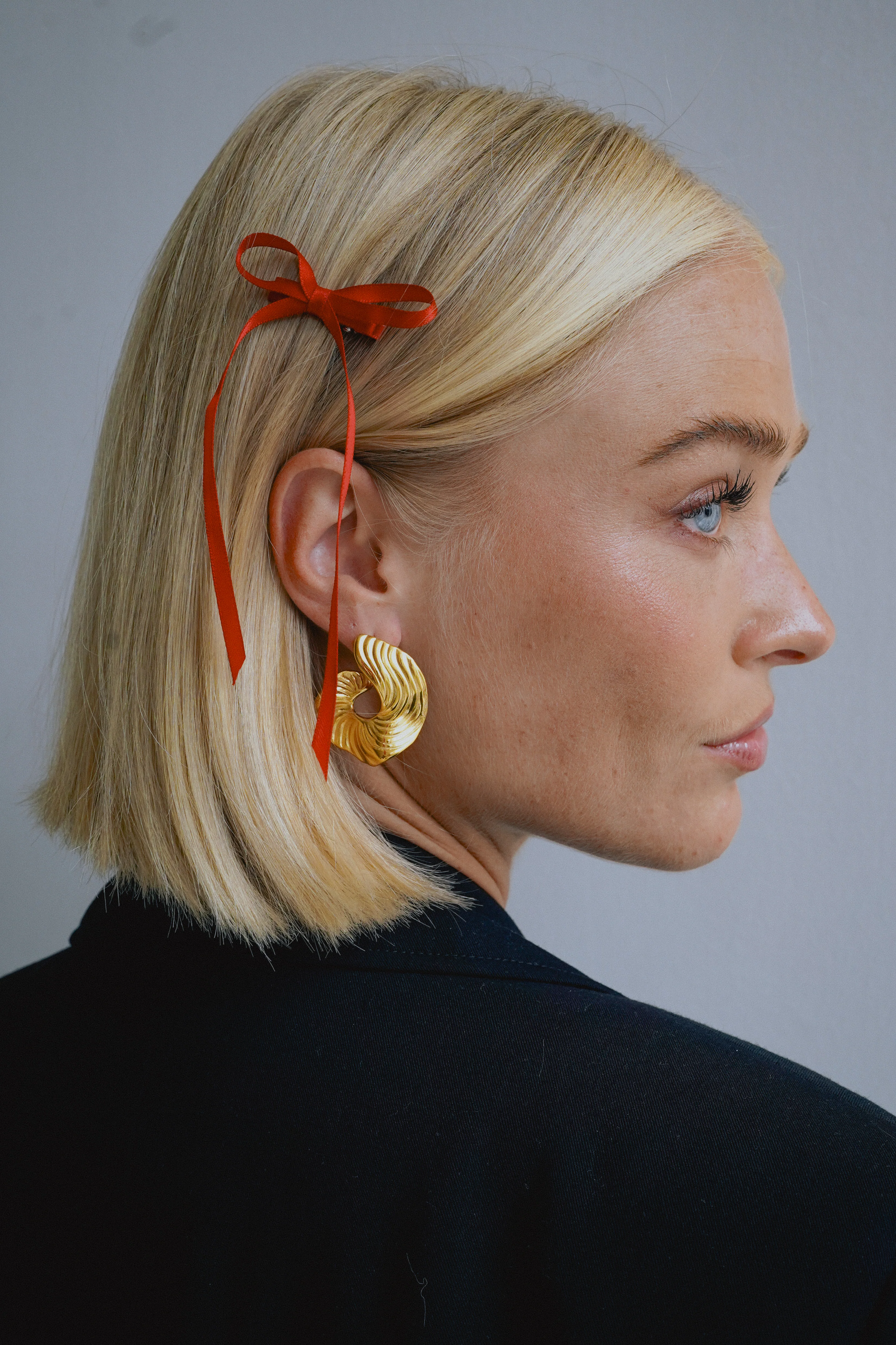 FLOWING SWIRL HOOPS. - Image 3