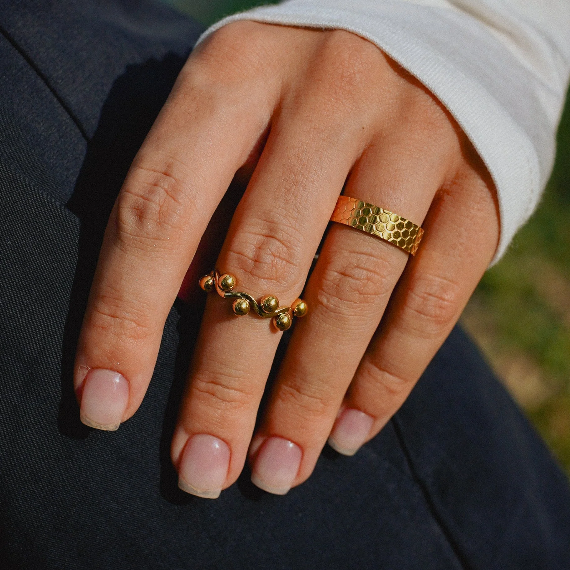 HONEY. - Image 2