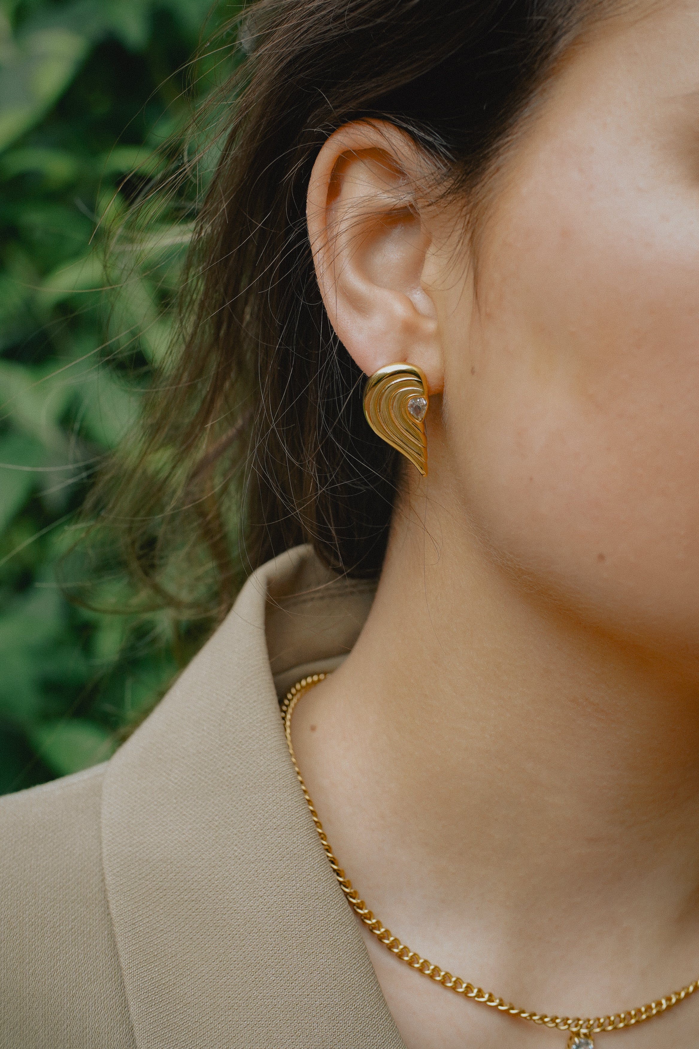 OTHER HALF. - Image 3