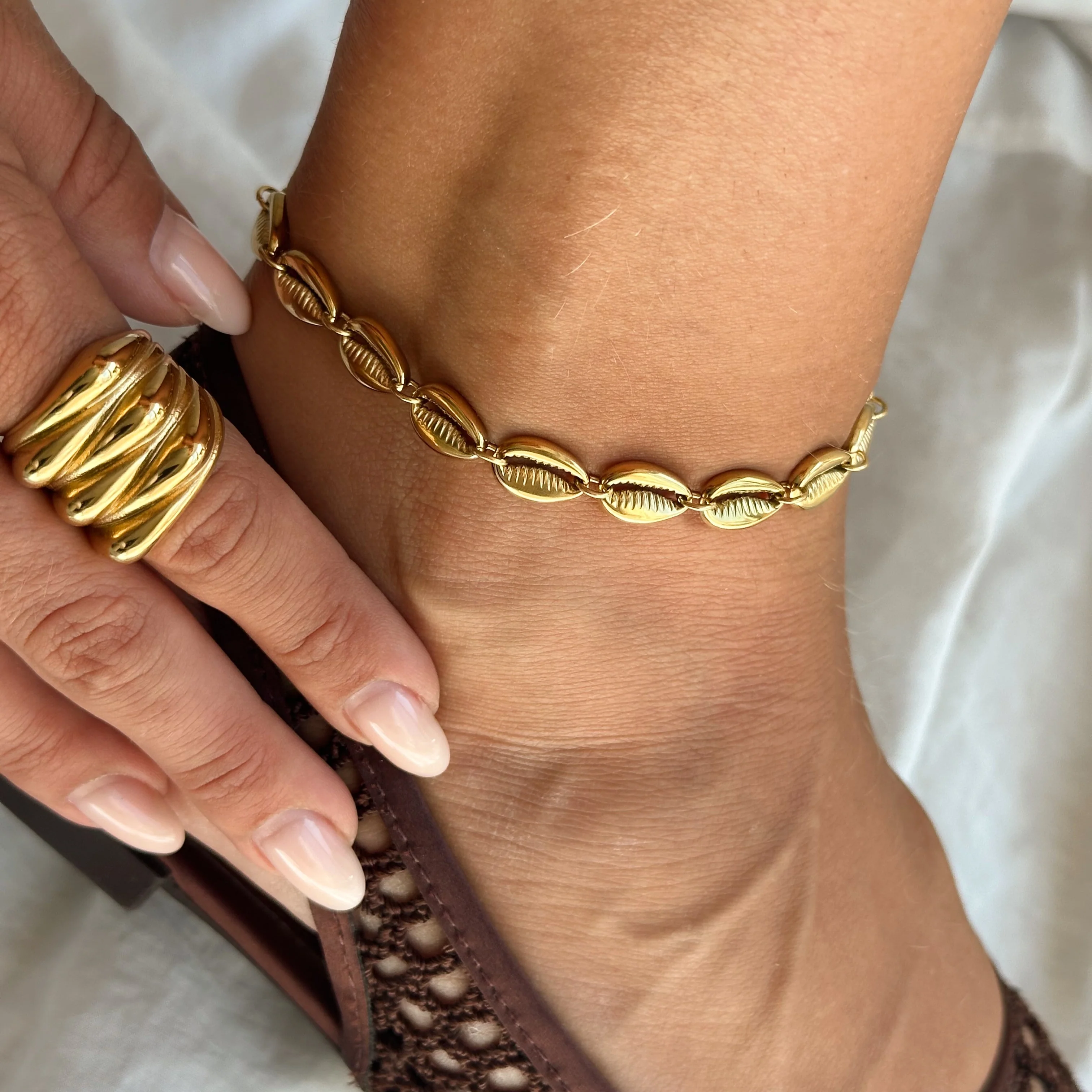 SHELL LINK. anklet - Image 2